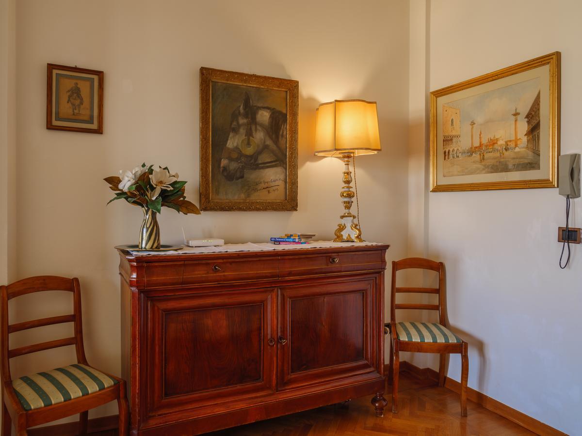 Ponte Vecchio Terrace Apartment Florence Exterior photo